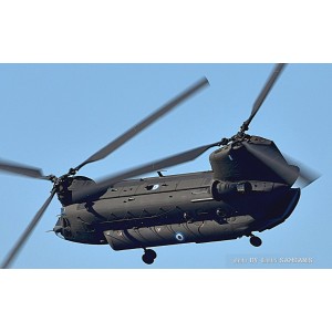 Chinook CH-47D 1/48 SERIAL...