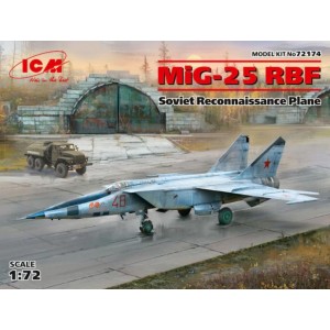 MiG-25 RBF Soviet...